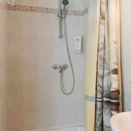 Grosso Five Stars Holiday House דירה ניס