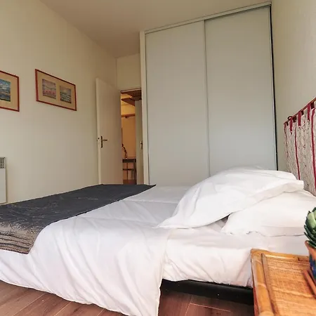 Grosso Five Stars Holiday House דירה ניס