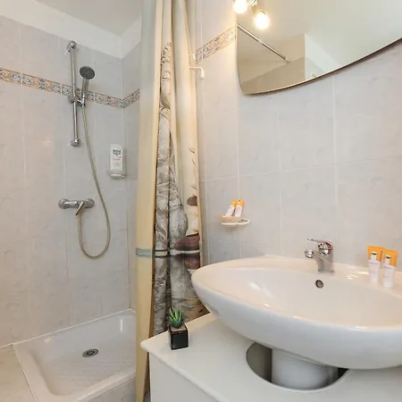 Grosso Five Stars Holiday House דירה
